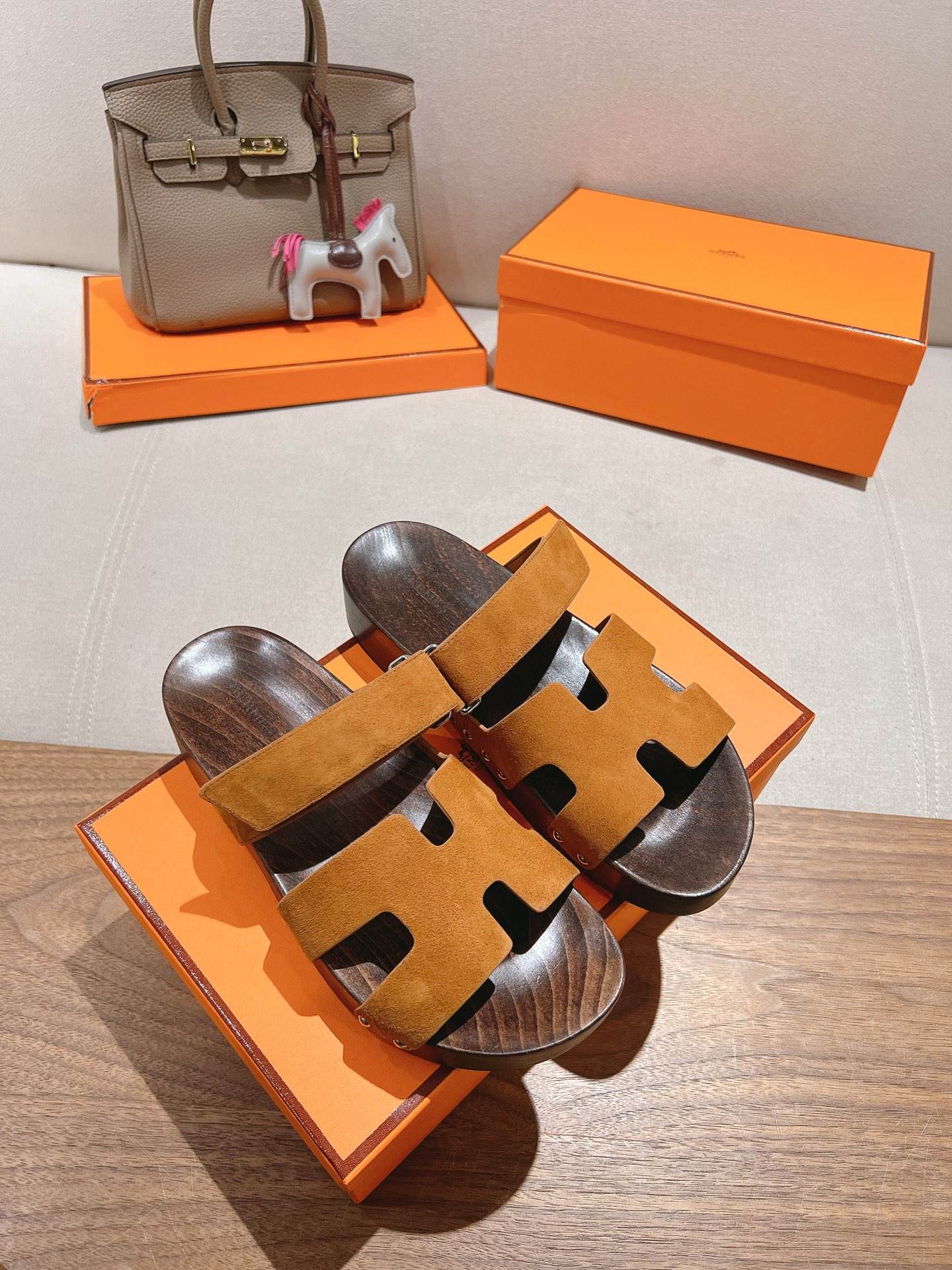 HERMES 01569 HERMES 01569