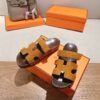 HERMES  01569