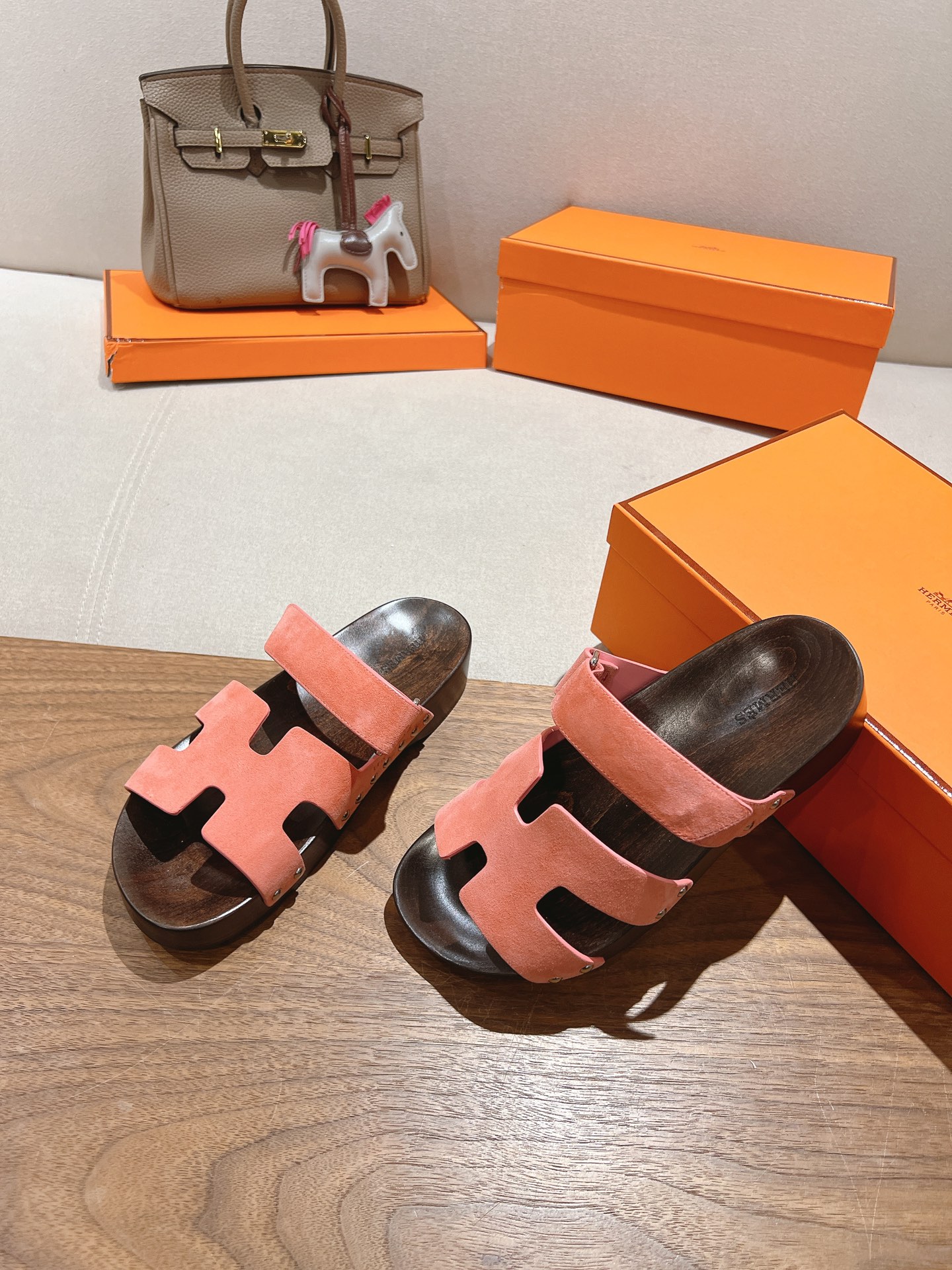 HERMES  01579