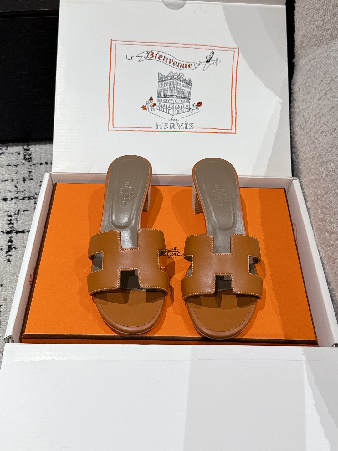 HERMES  01579