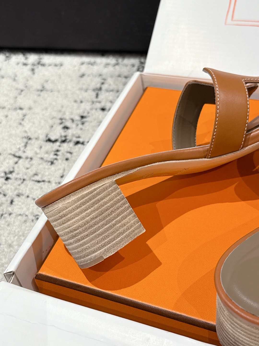 HERMES  01579