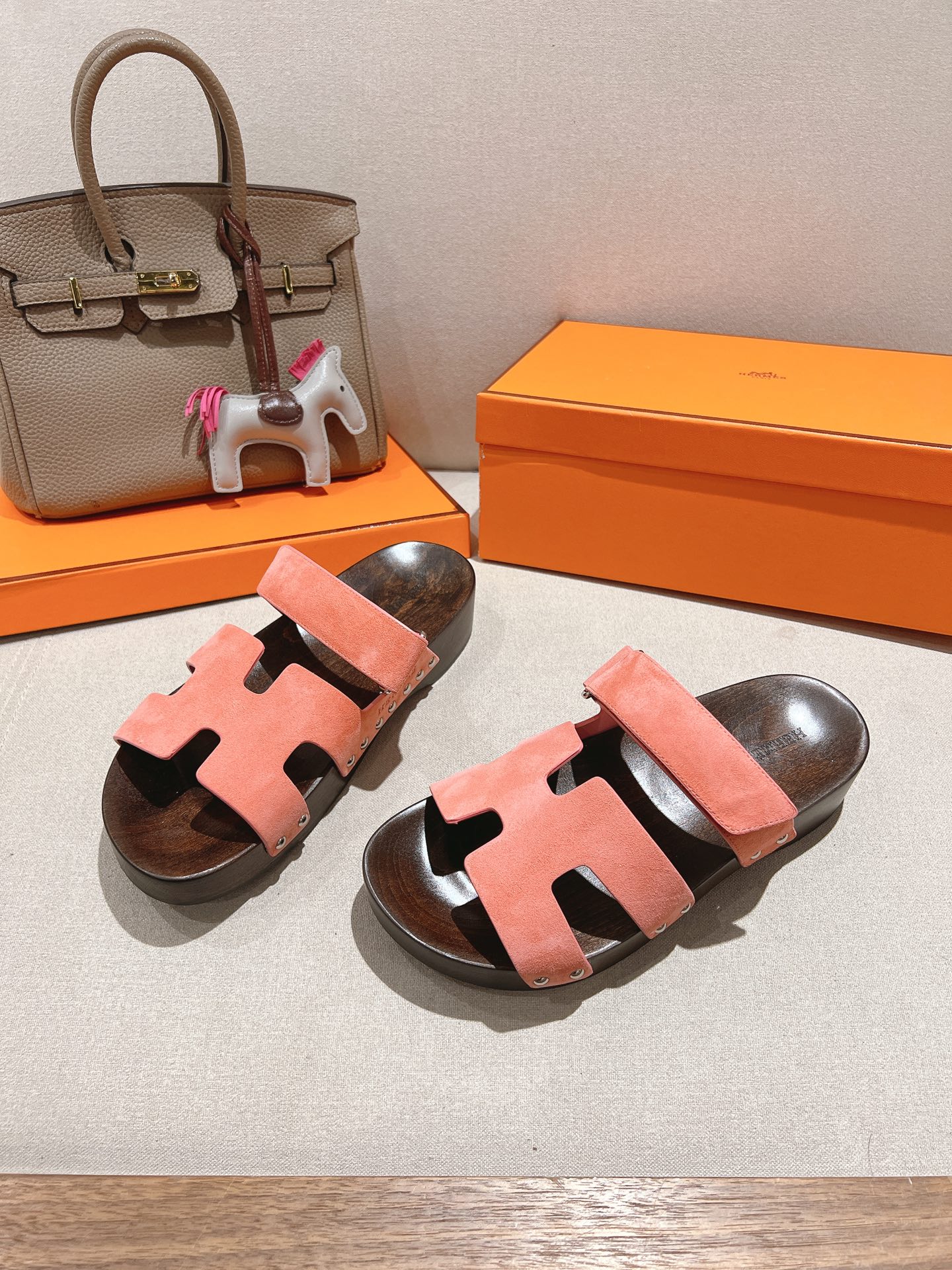 HERMES  01579