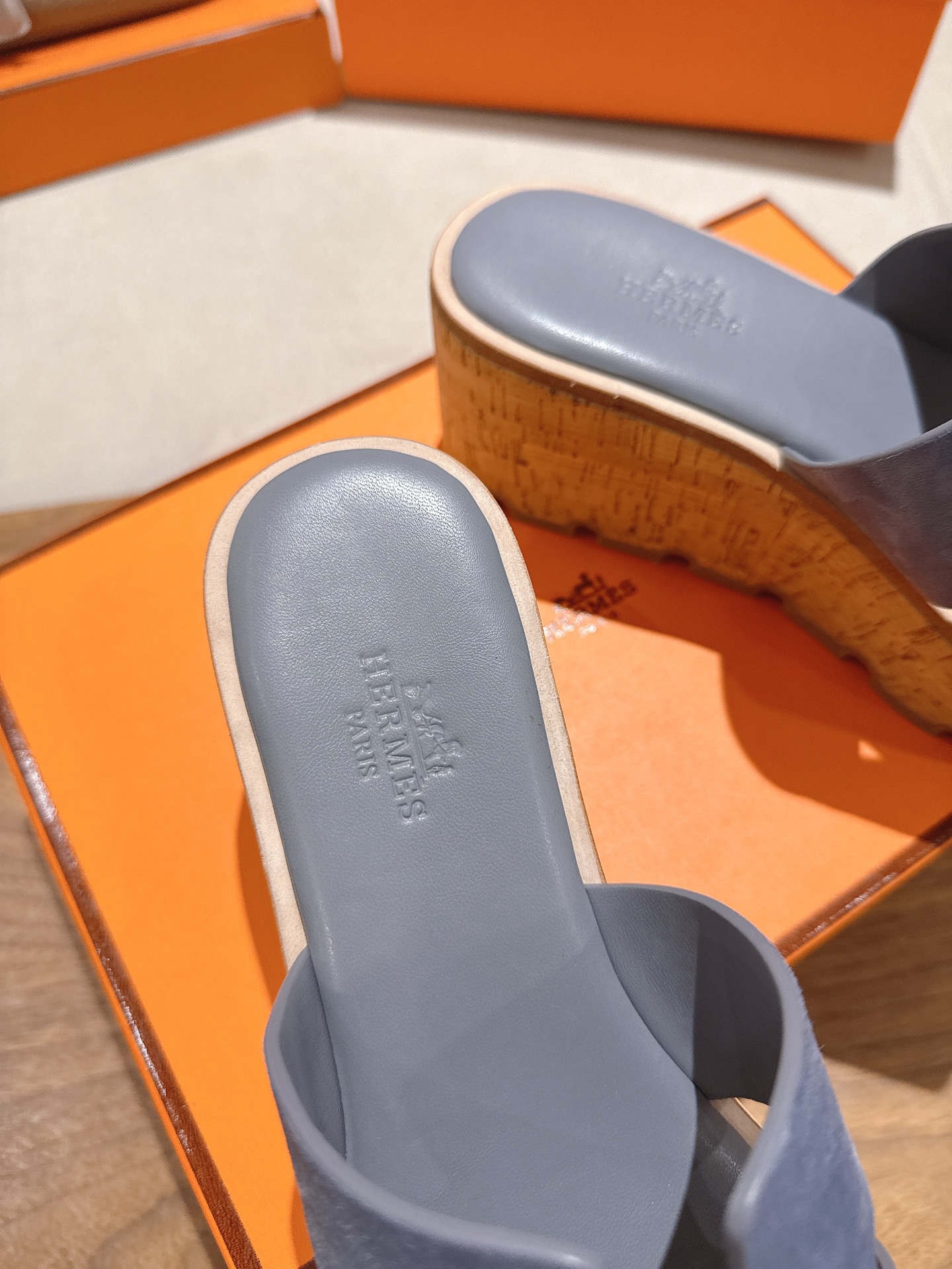 HERMES 01579