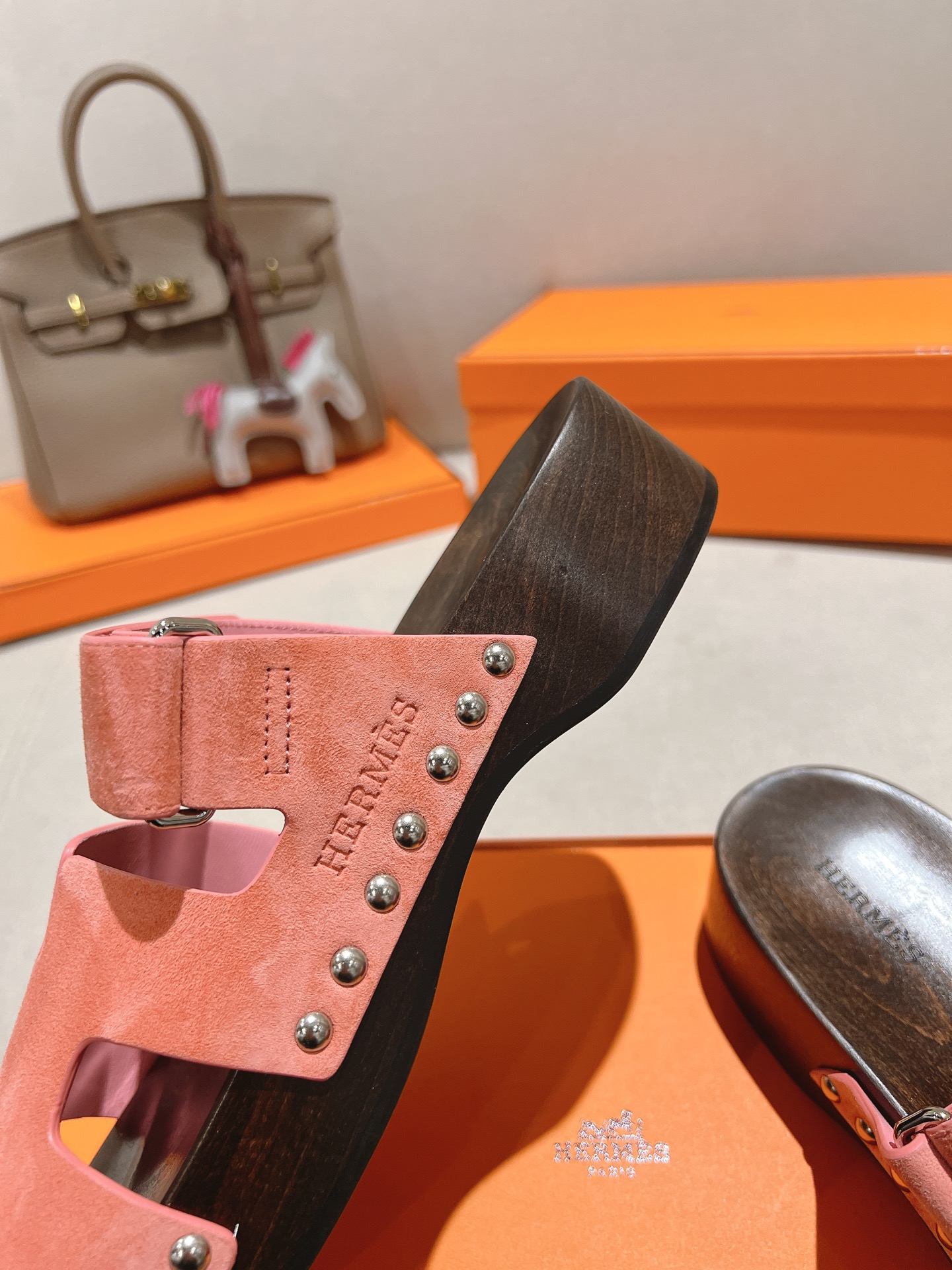 HERMES  01579