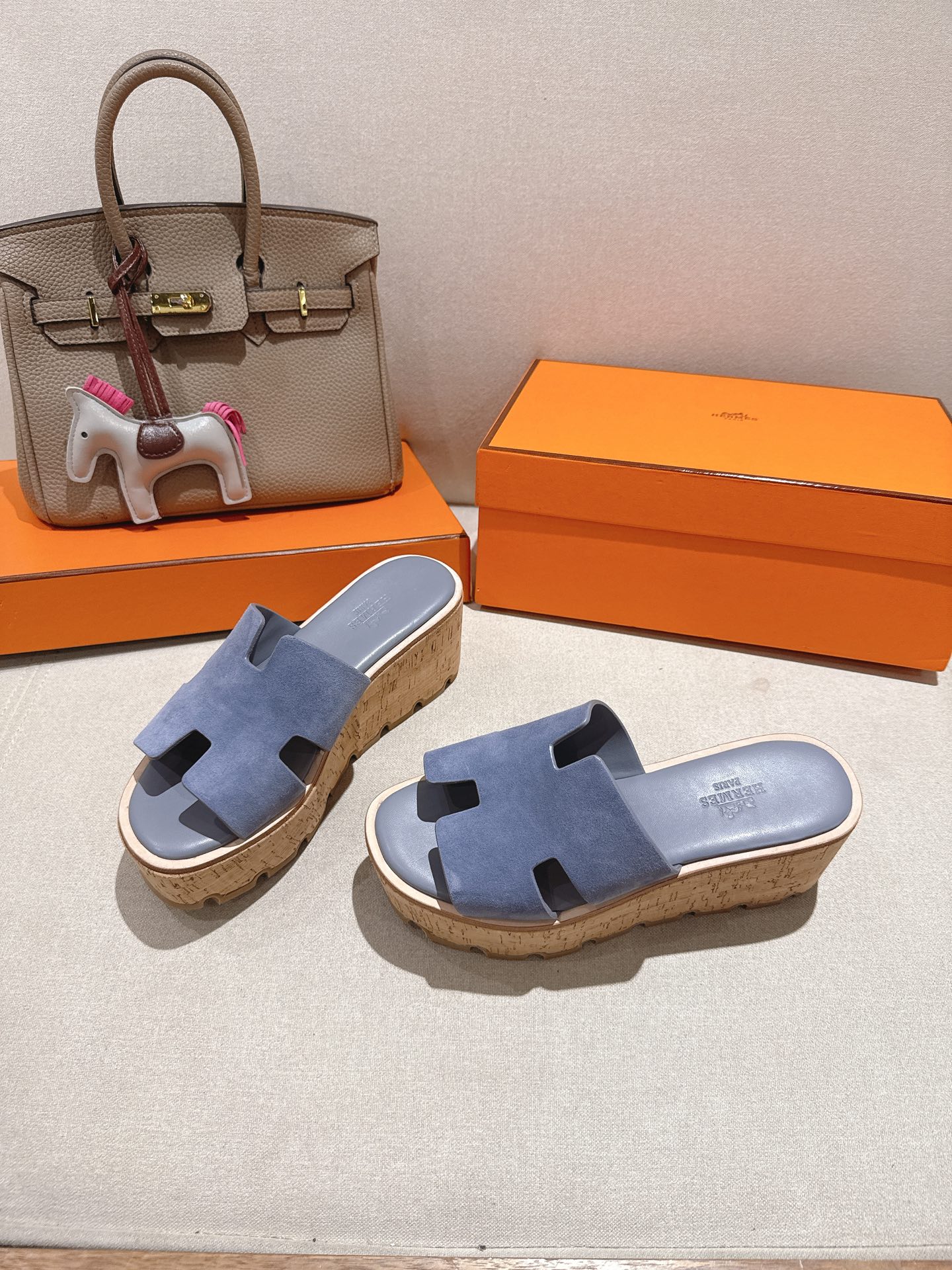 HERMES 01579