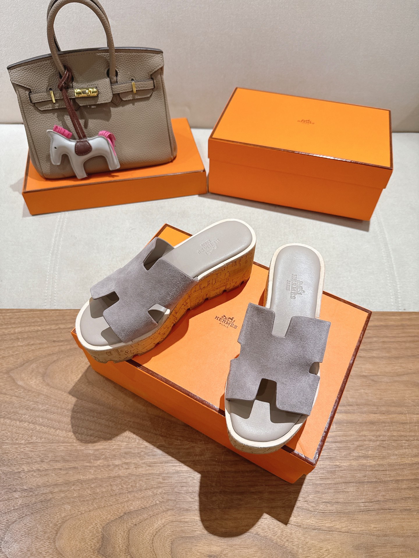 HERMES 01589