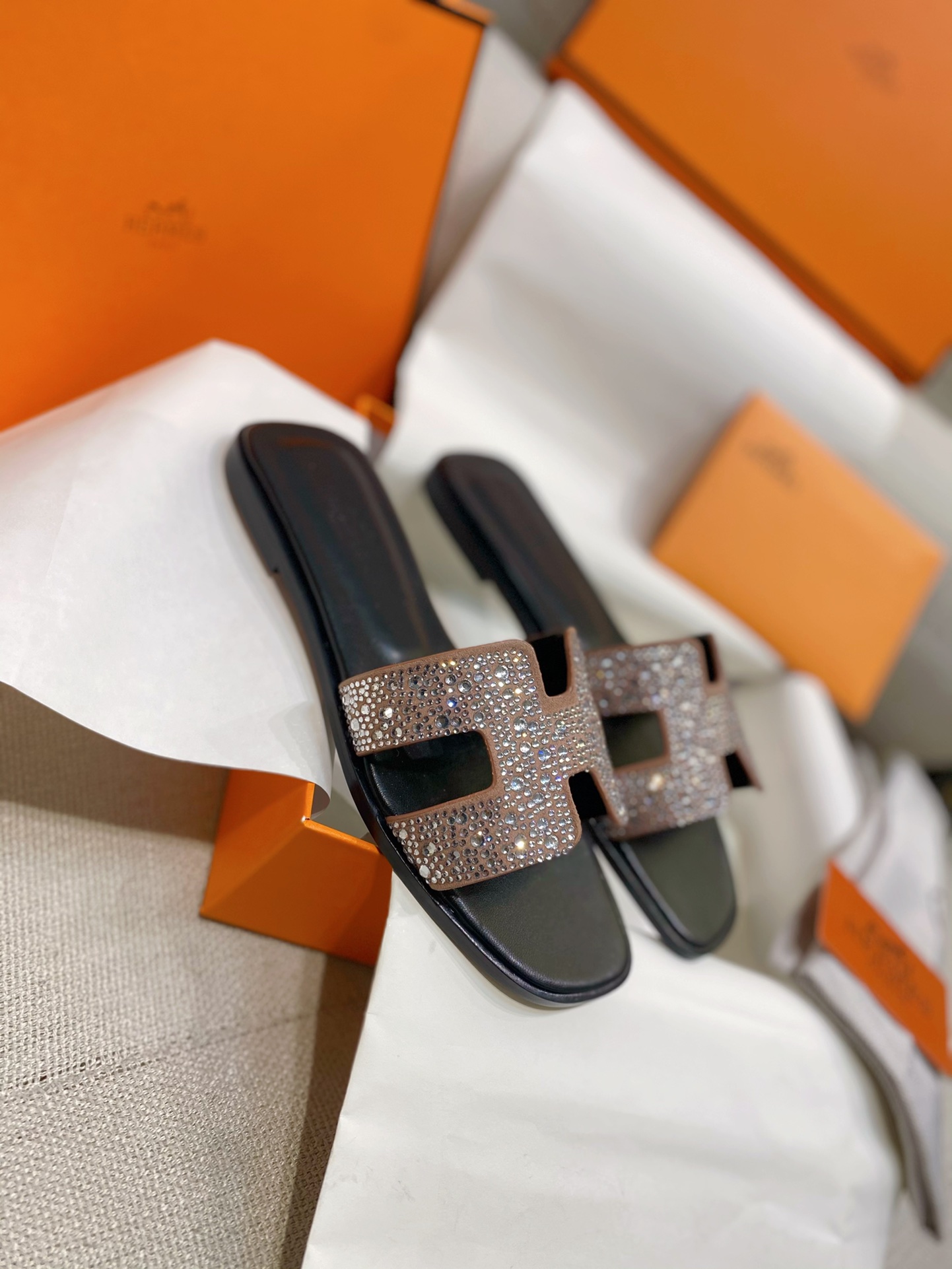 HERMES 01589
