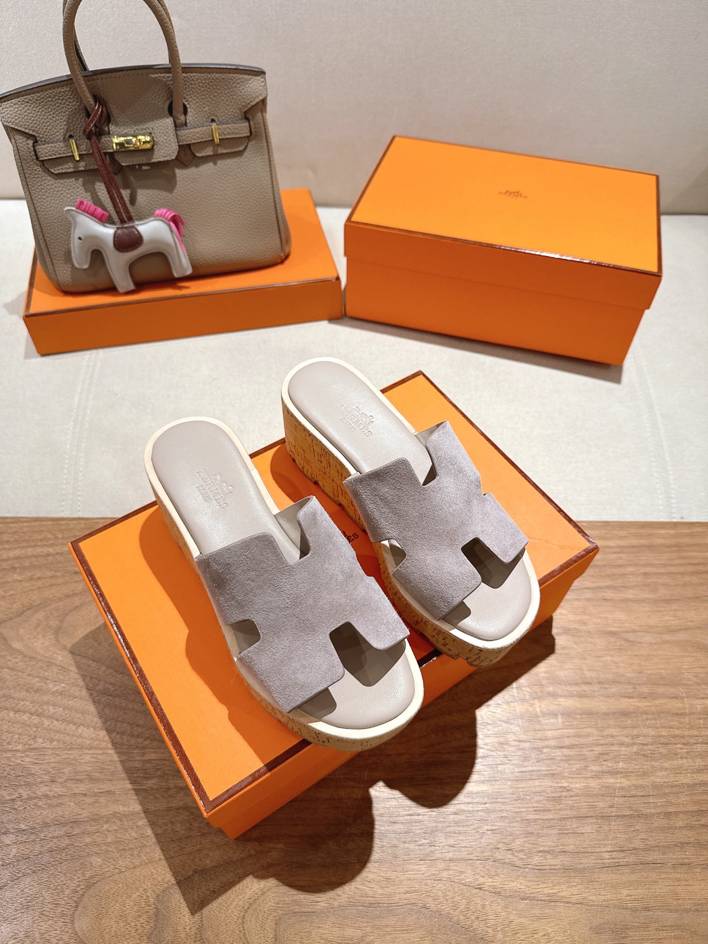 HERMES 01589