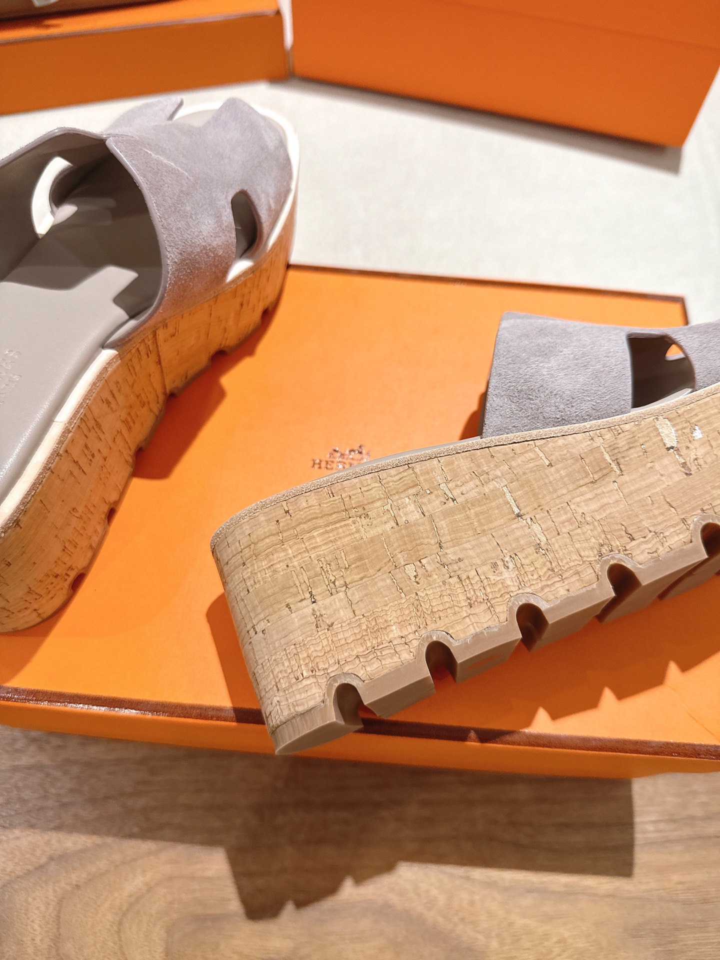 HERMES 01589