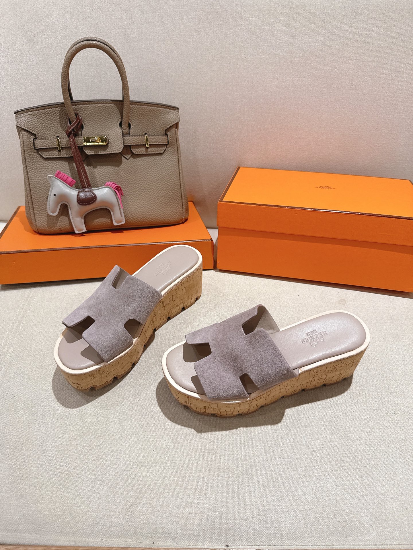 HERMES 01589