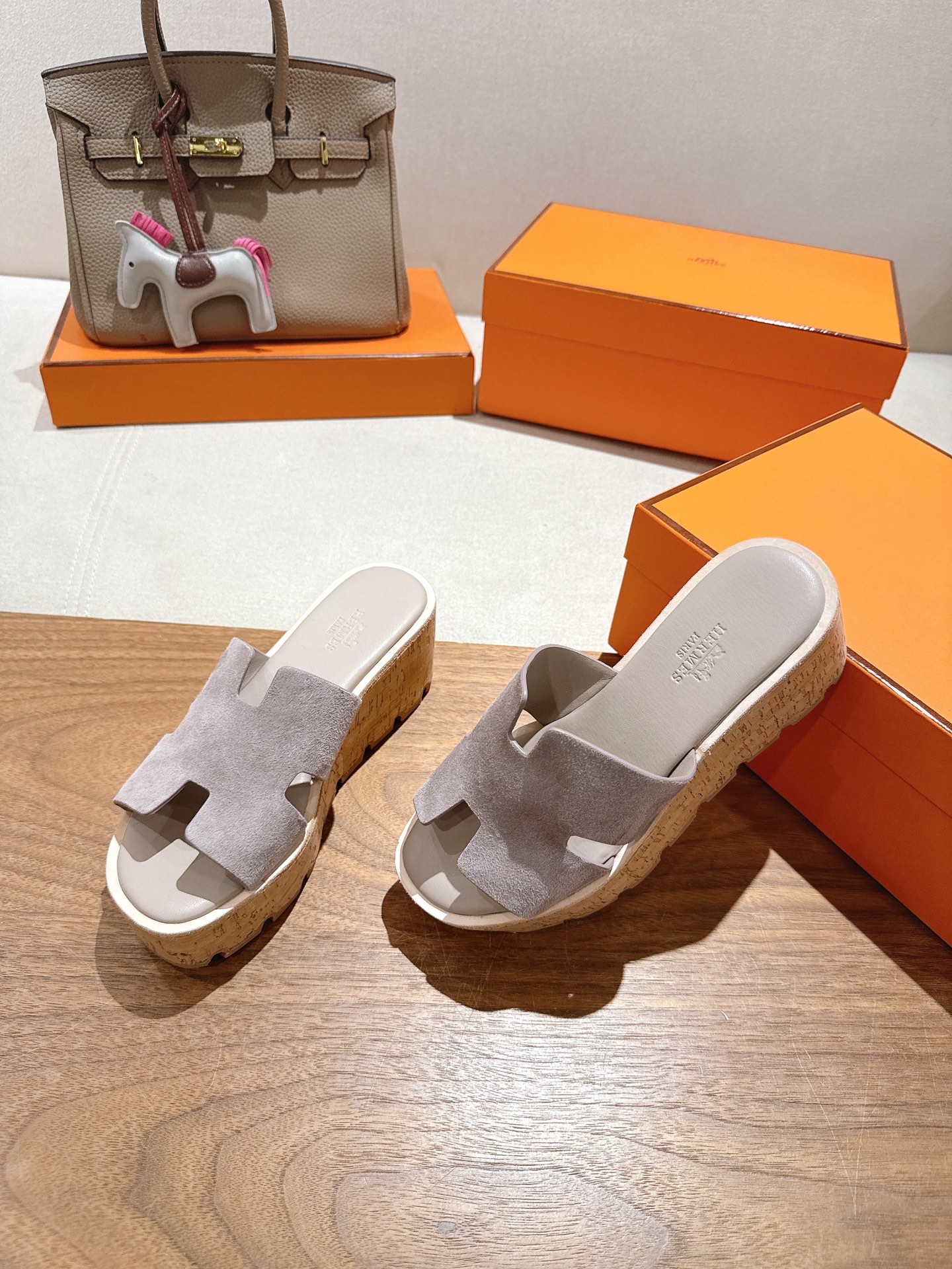 HERMES 01589