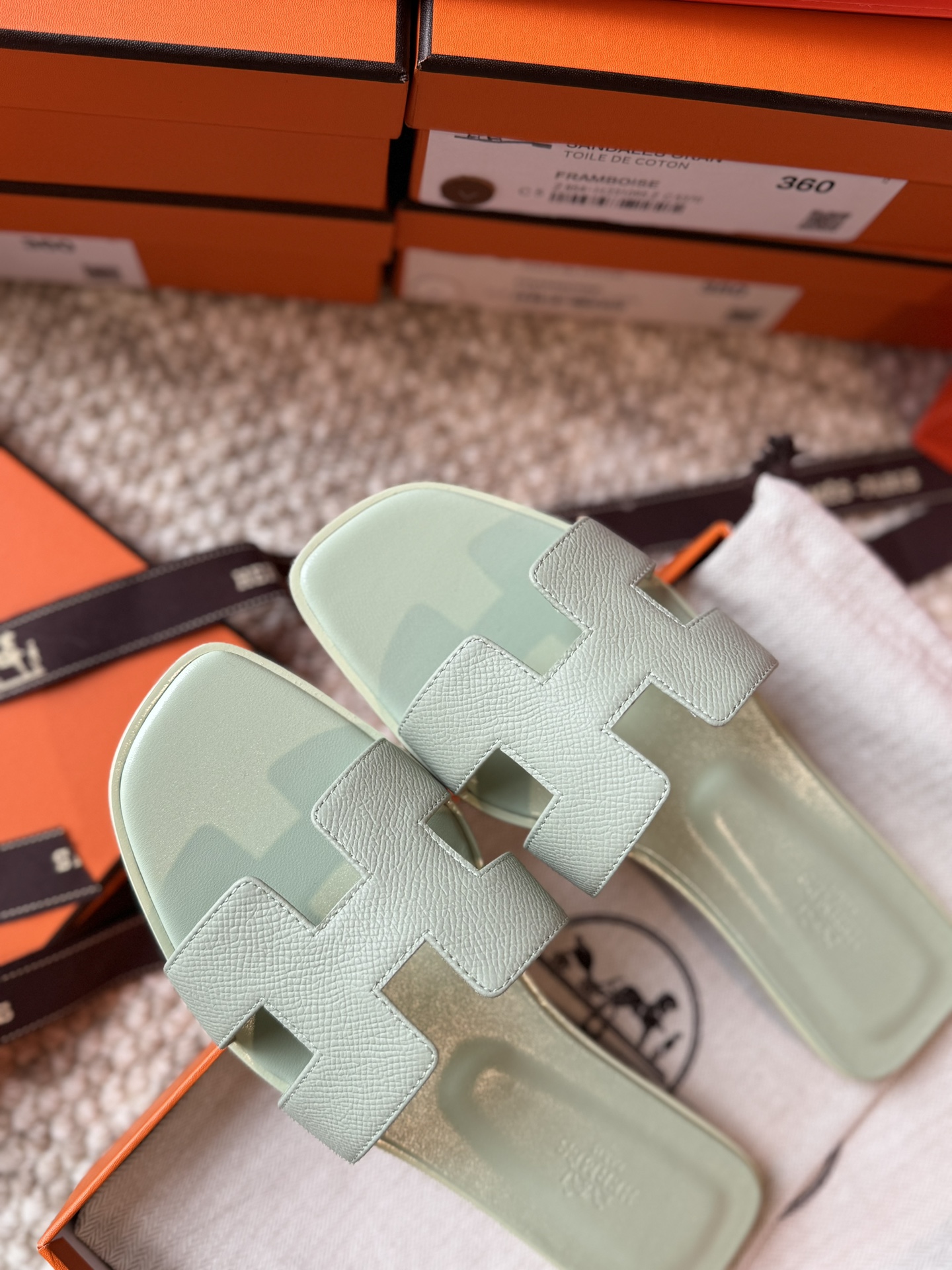 HERMES 01589