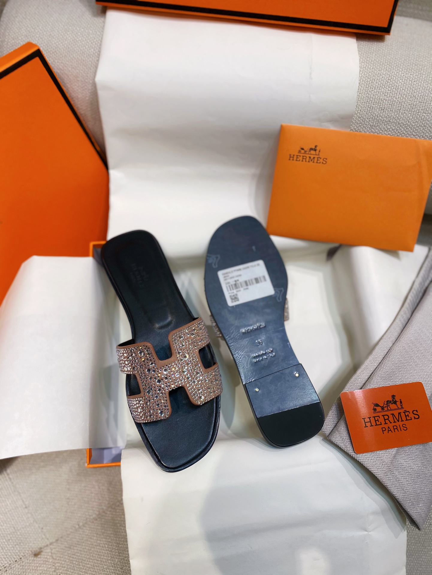 HERMES 01589