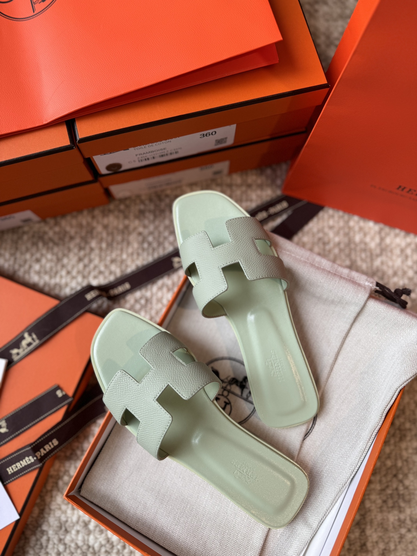 HERMES 01589