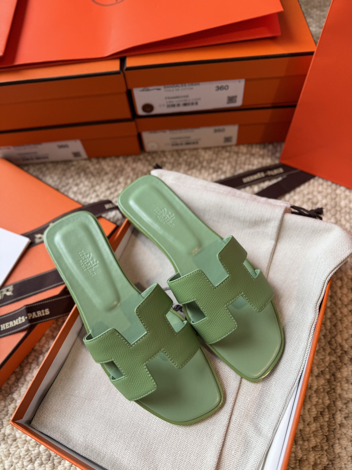 HERMES 01599 HERMES 01599