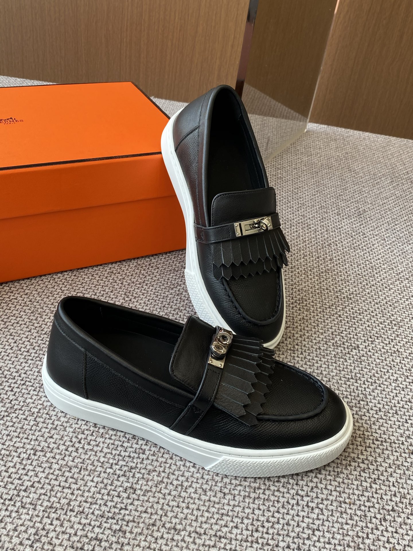 HERMES 01609