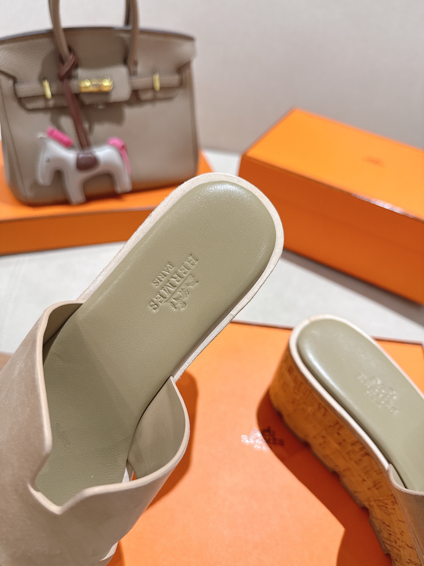 HERMES 01609