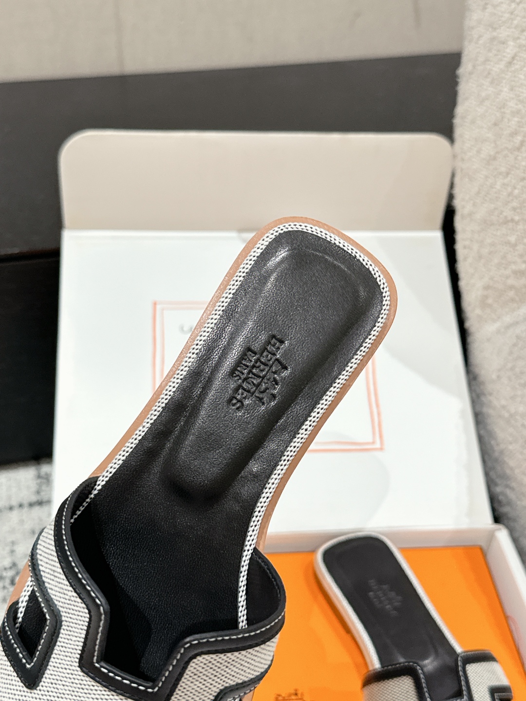 HERMES  01609