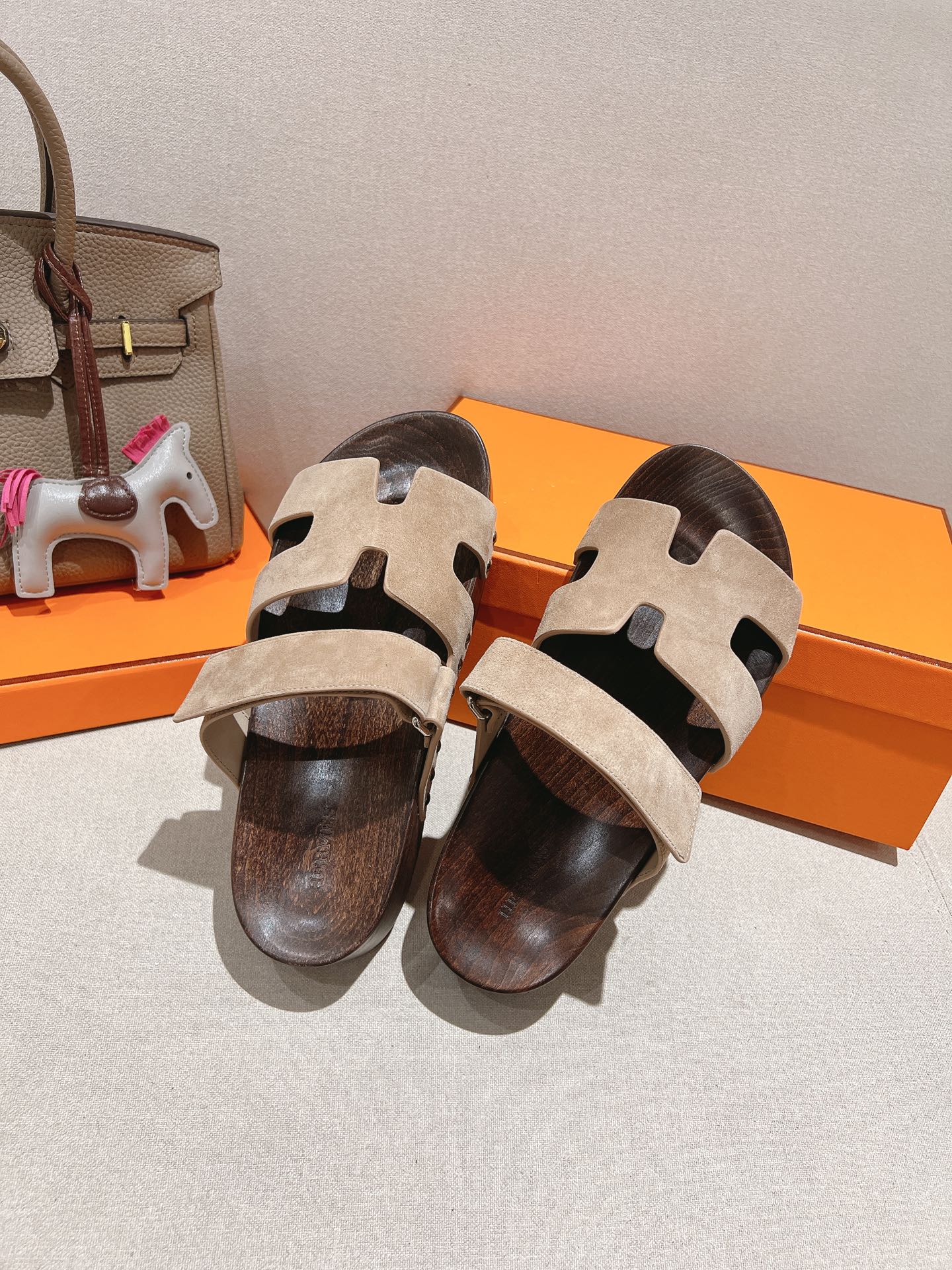 HERMES  01609