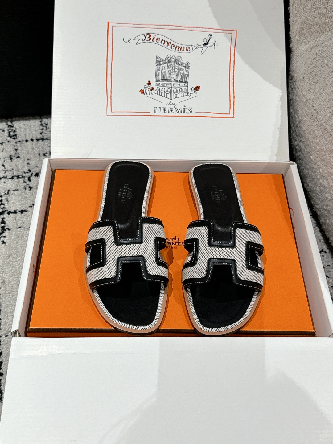 HERMES  01609