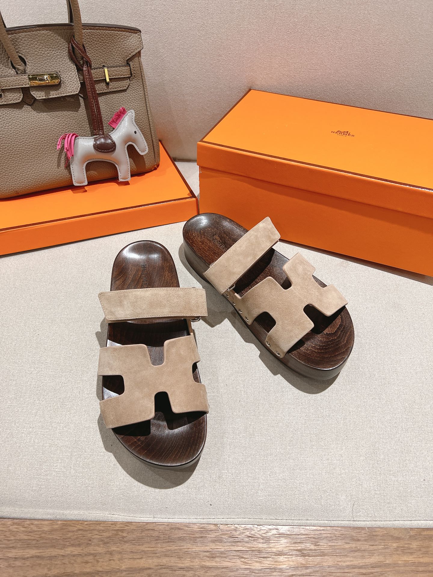 HERMES  01609
