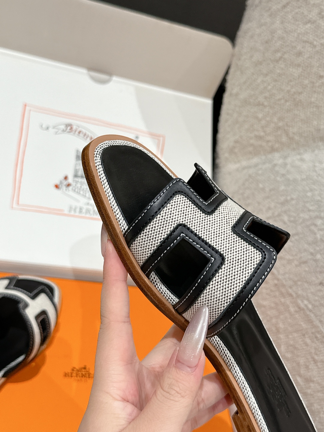 HERMES  01609
