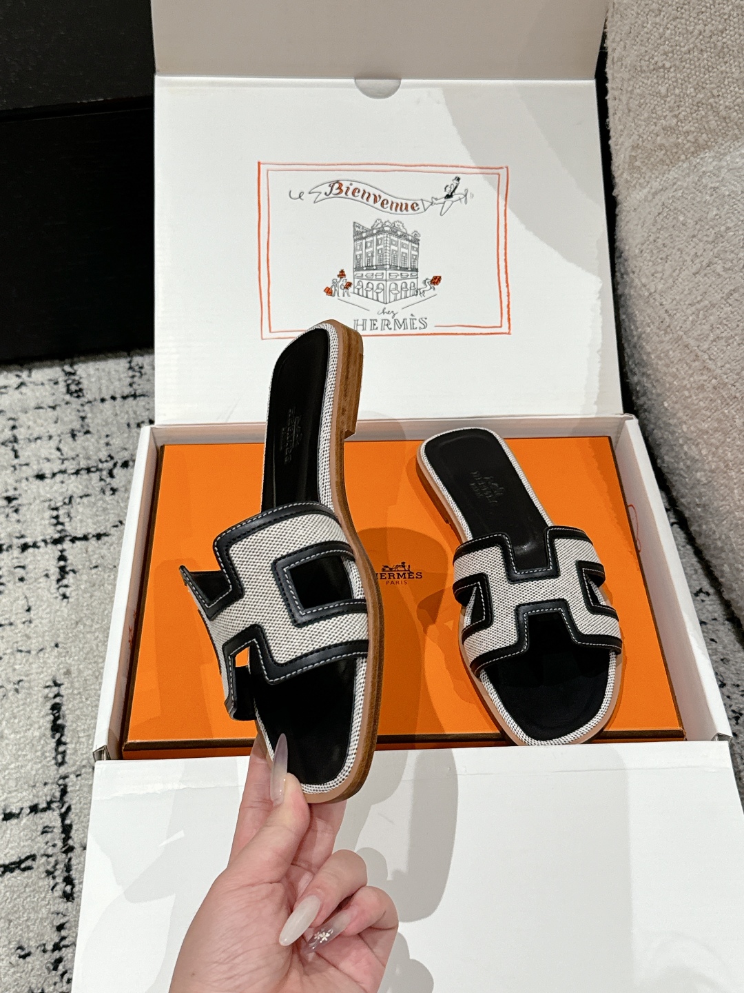 HERMES  01609