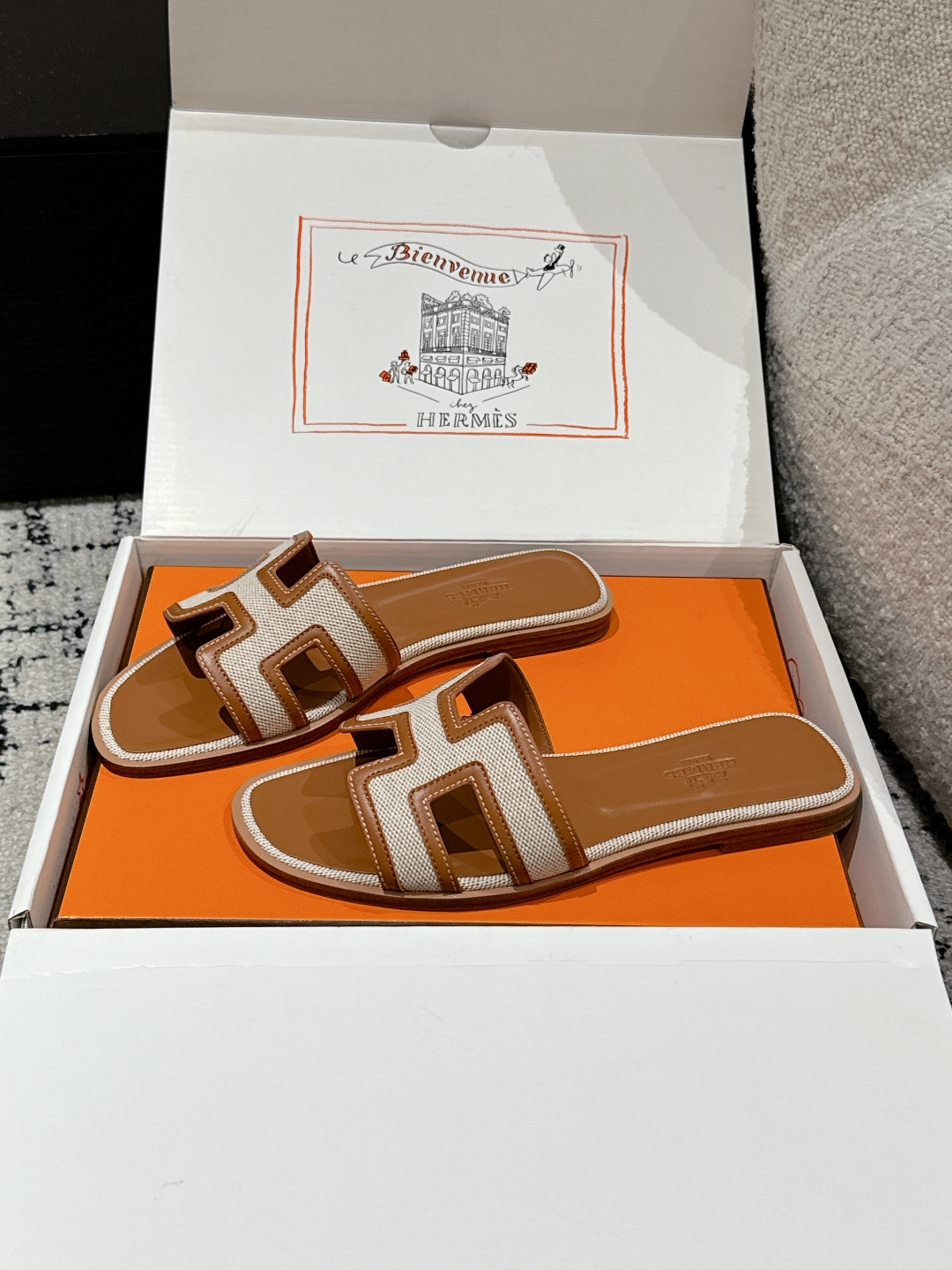 HERMES 01619 HERMES 01619