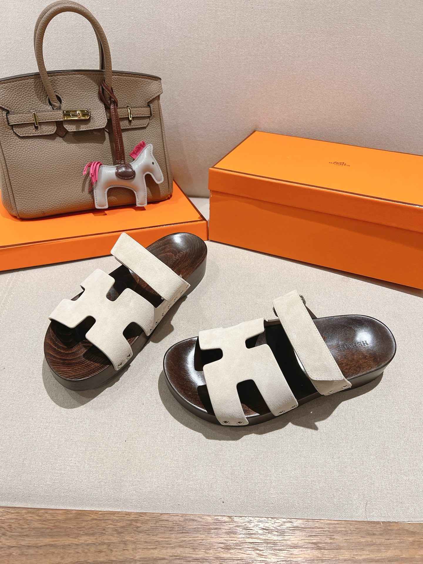 HERMES 01619 HERMES 01619