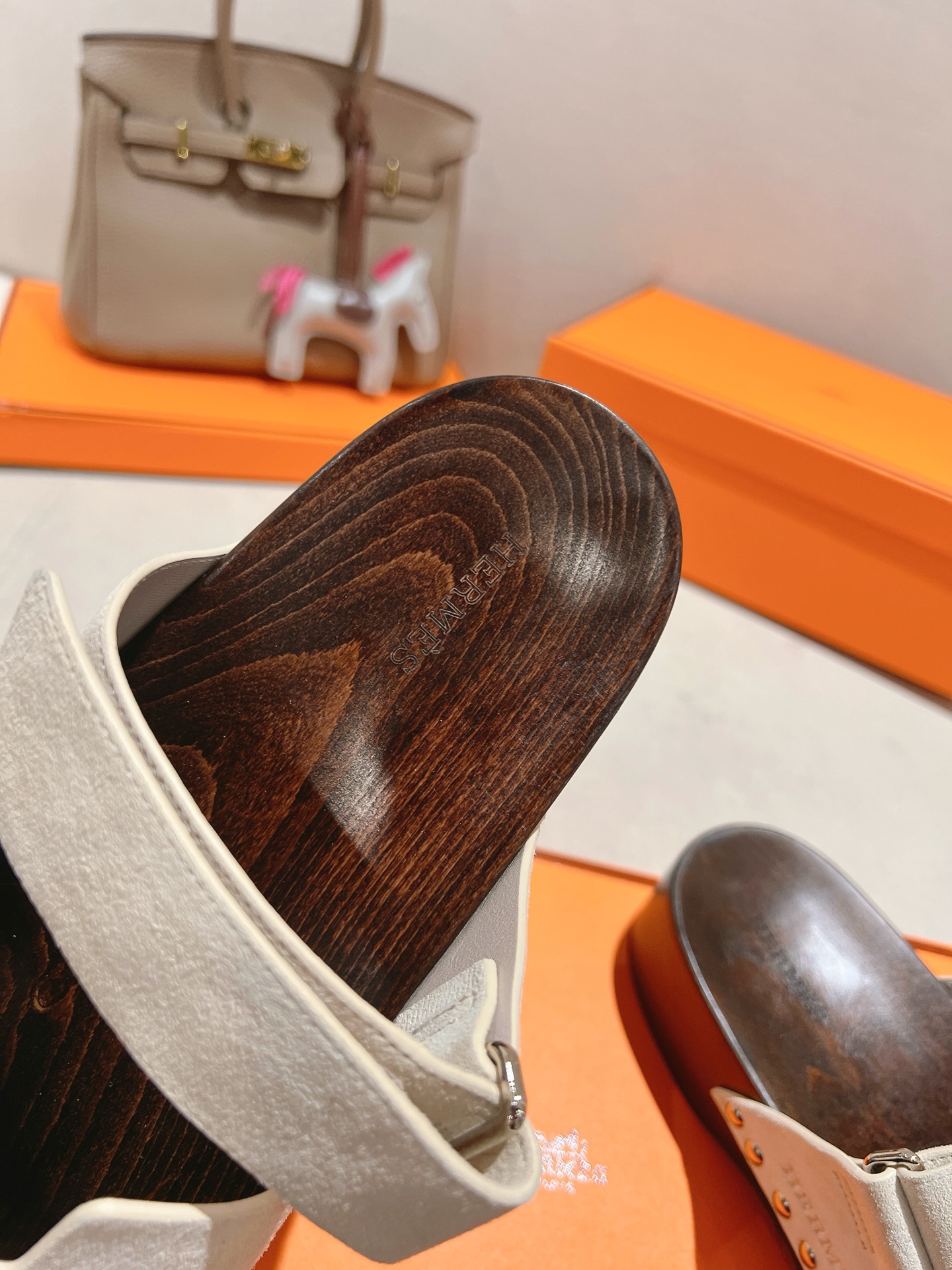 HERMES 01619 HERMES 01619