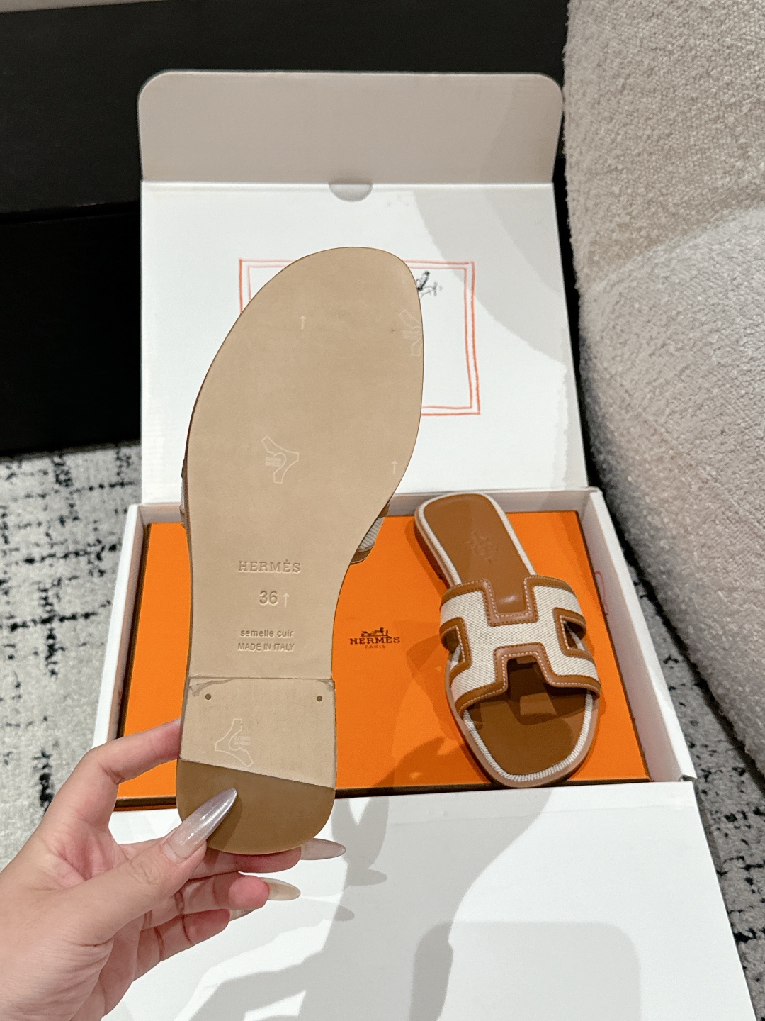 HERMES 01619 HERMES 01619