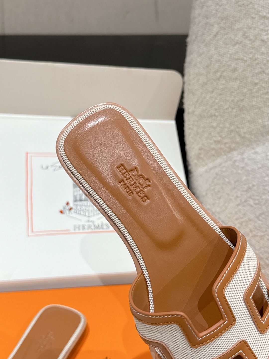 HERMES 01619 HERMES 01619