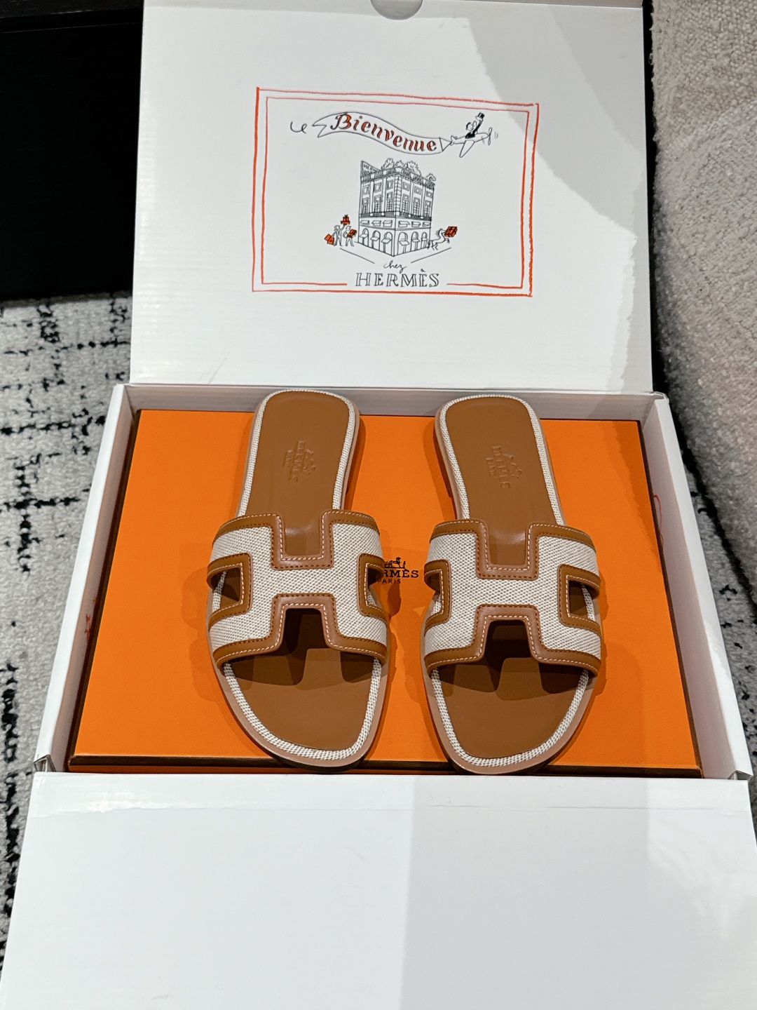 HERMES 01619 HERMES 01619