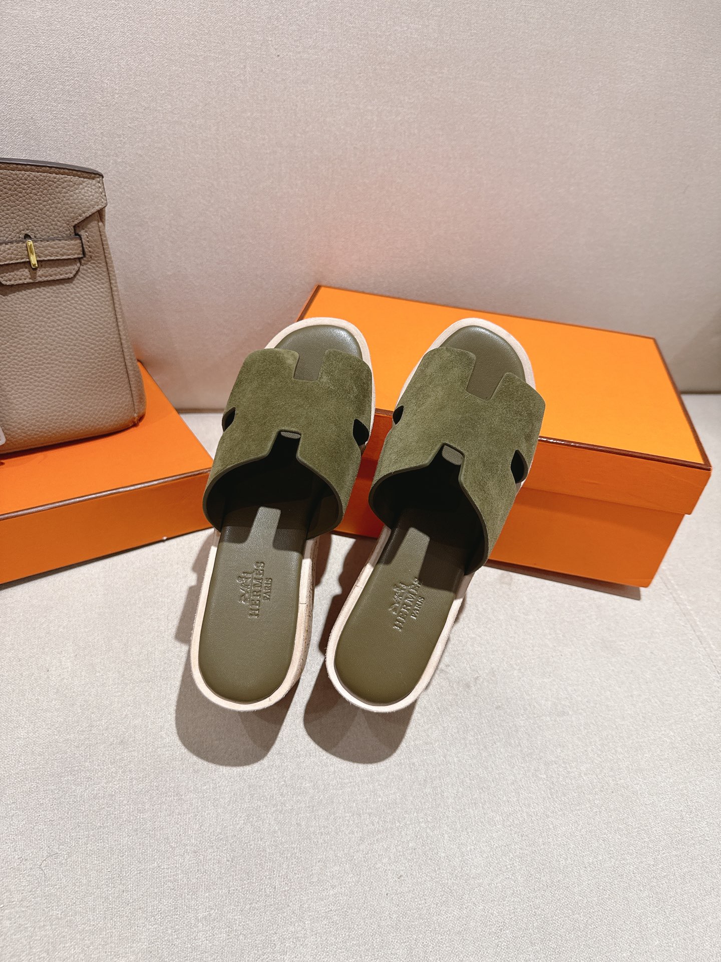 HERMES 01619 HERMES 01619