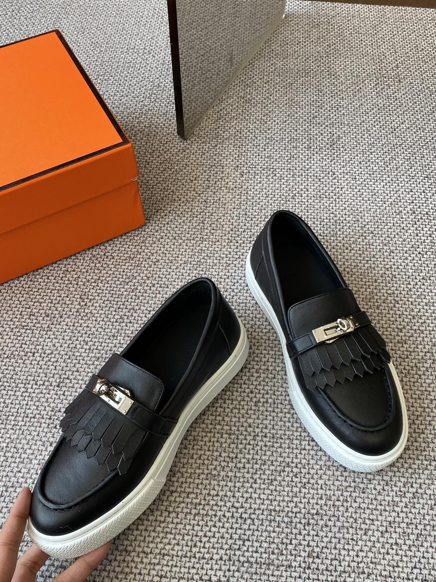 HERMES 01629 HERMES 01629