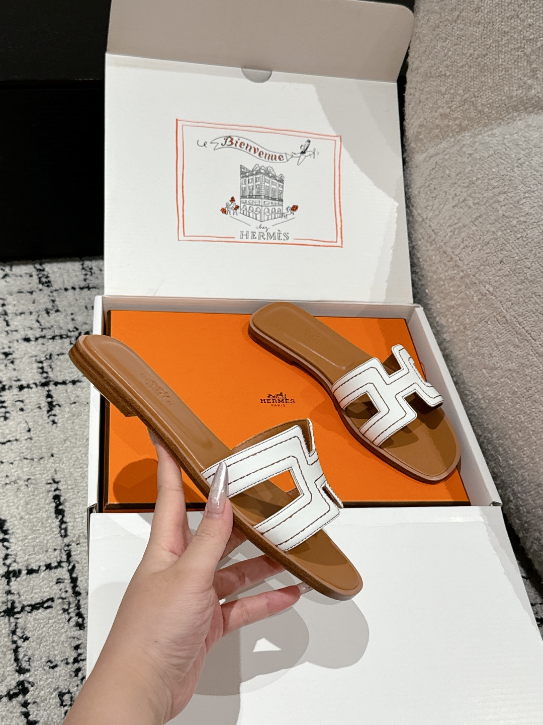 HERMES  01639