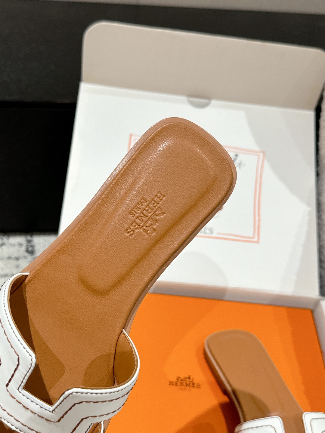 HERMES  01639