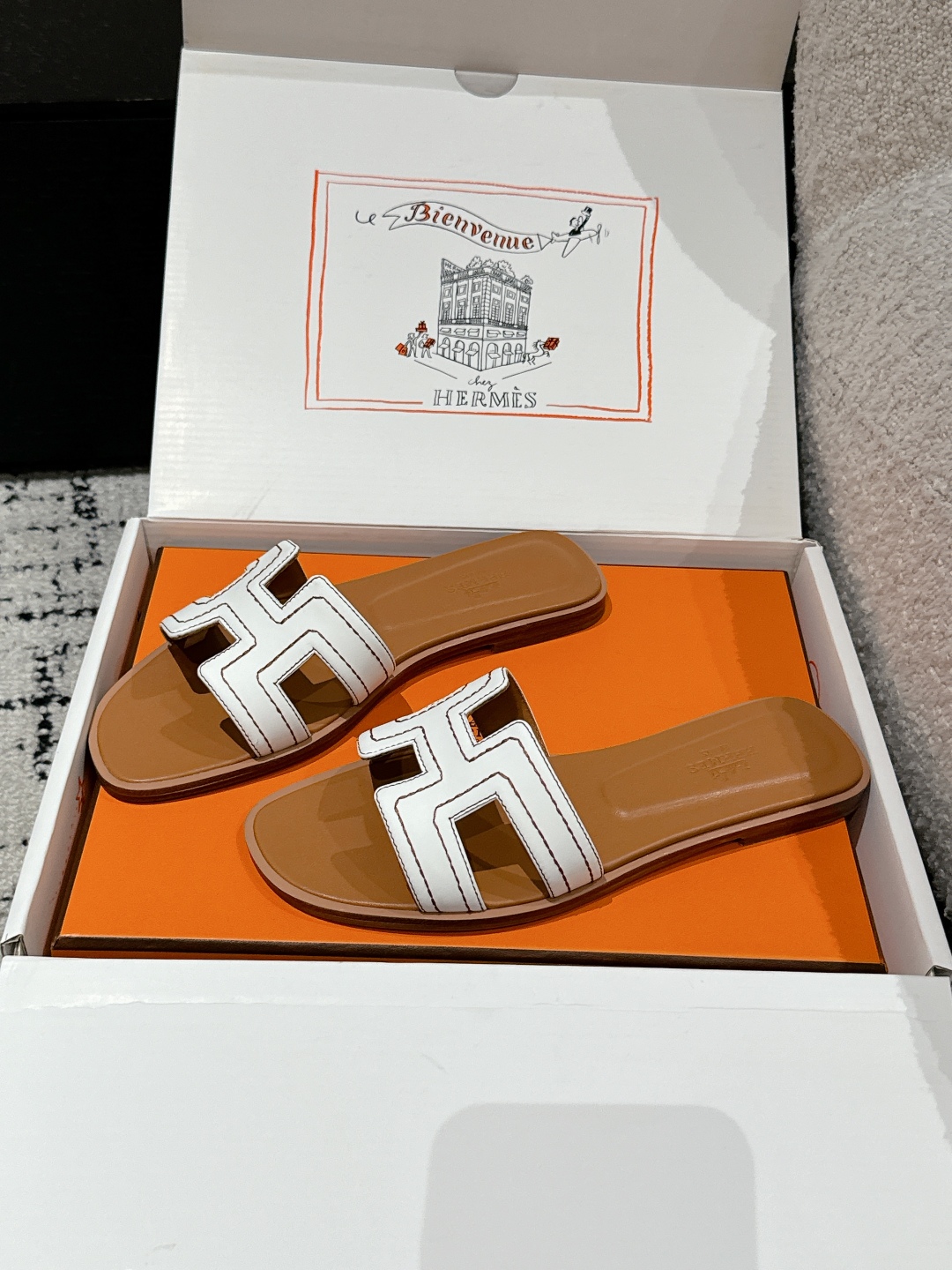 HERMES  01639