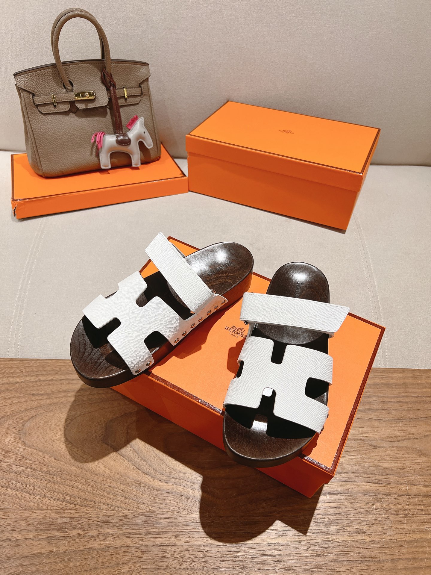 HERMES  01639