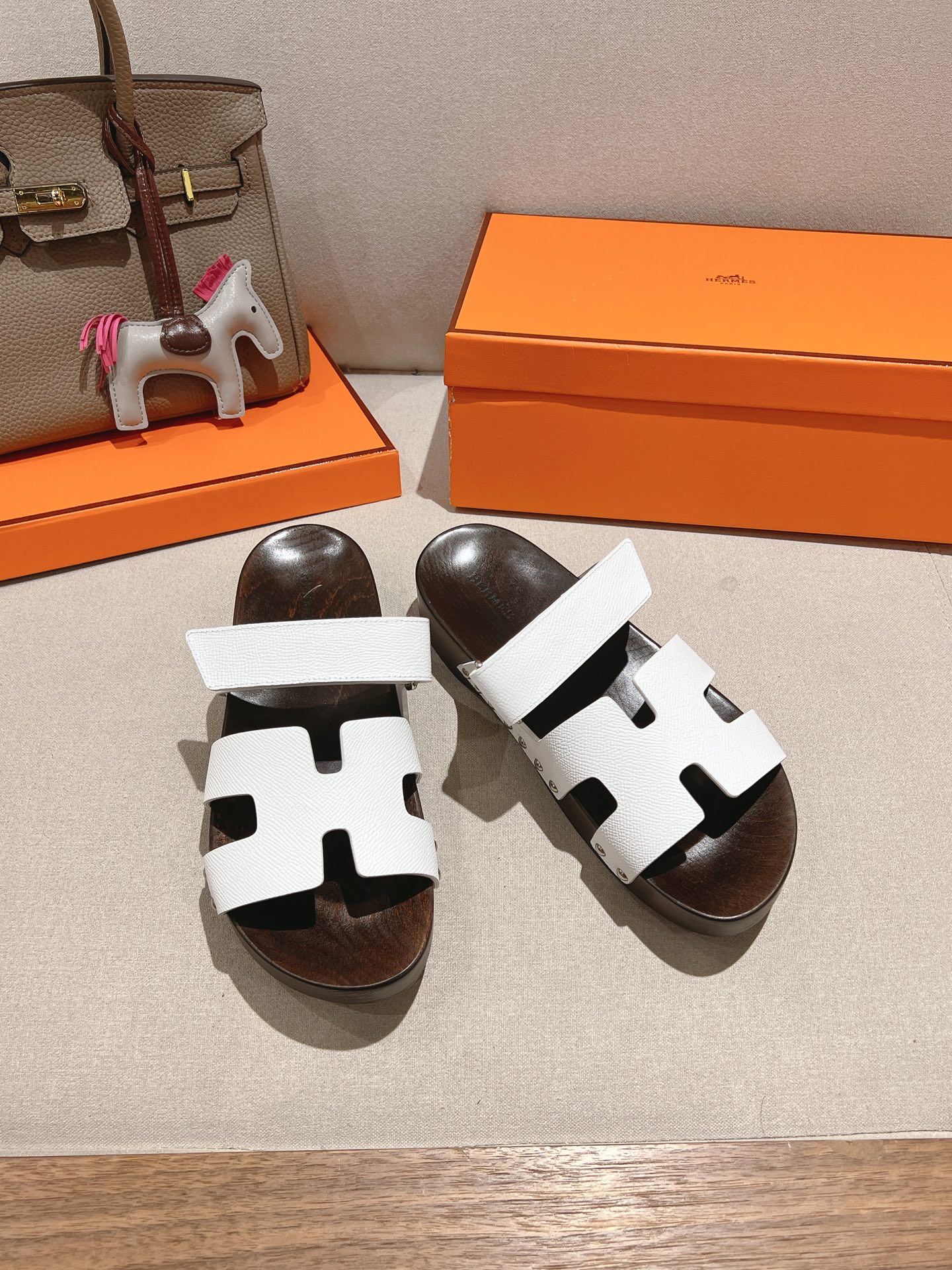 HERMES  01639