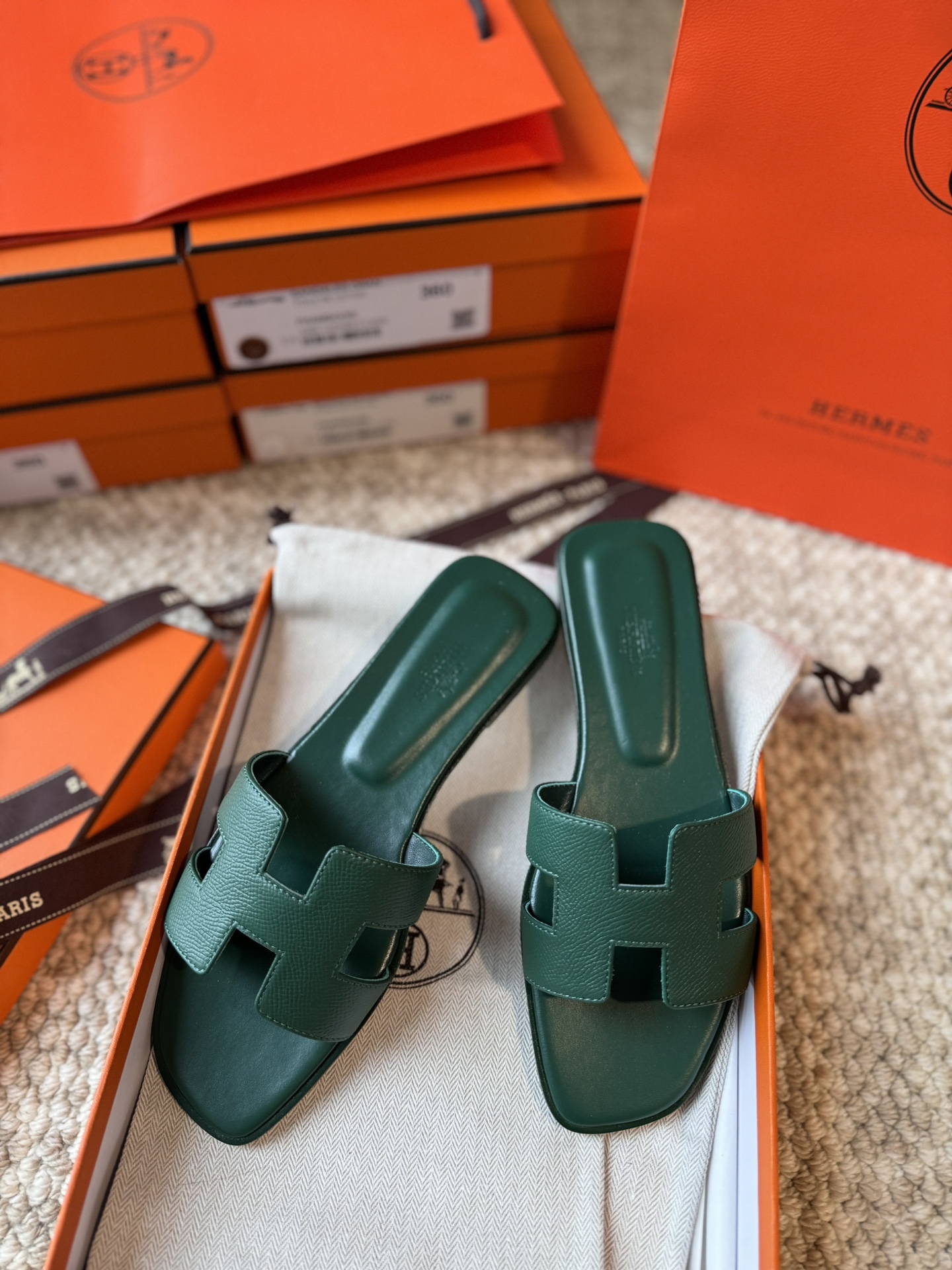 HERMES 01649 HERMES 01649