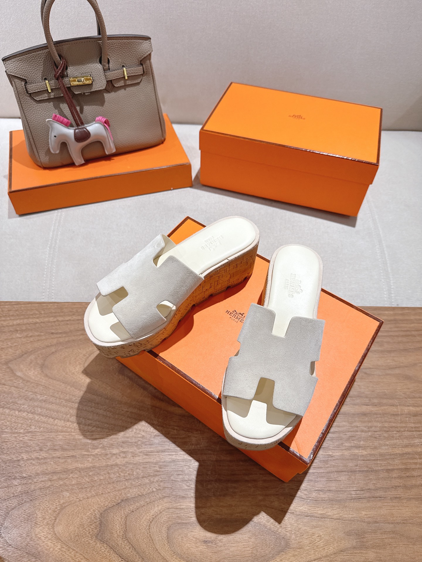 HERMES 01649