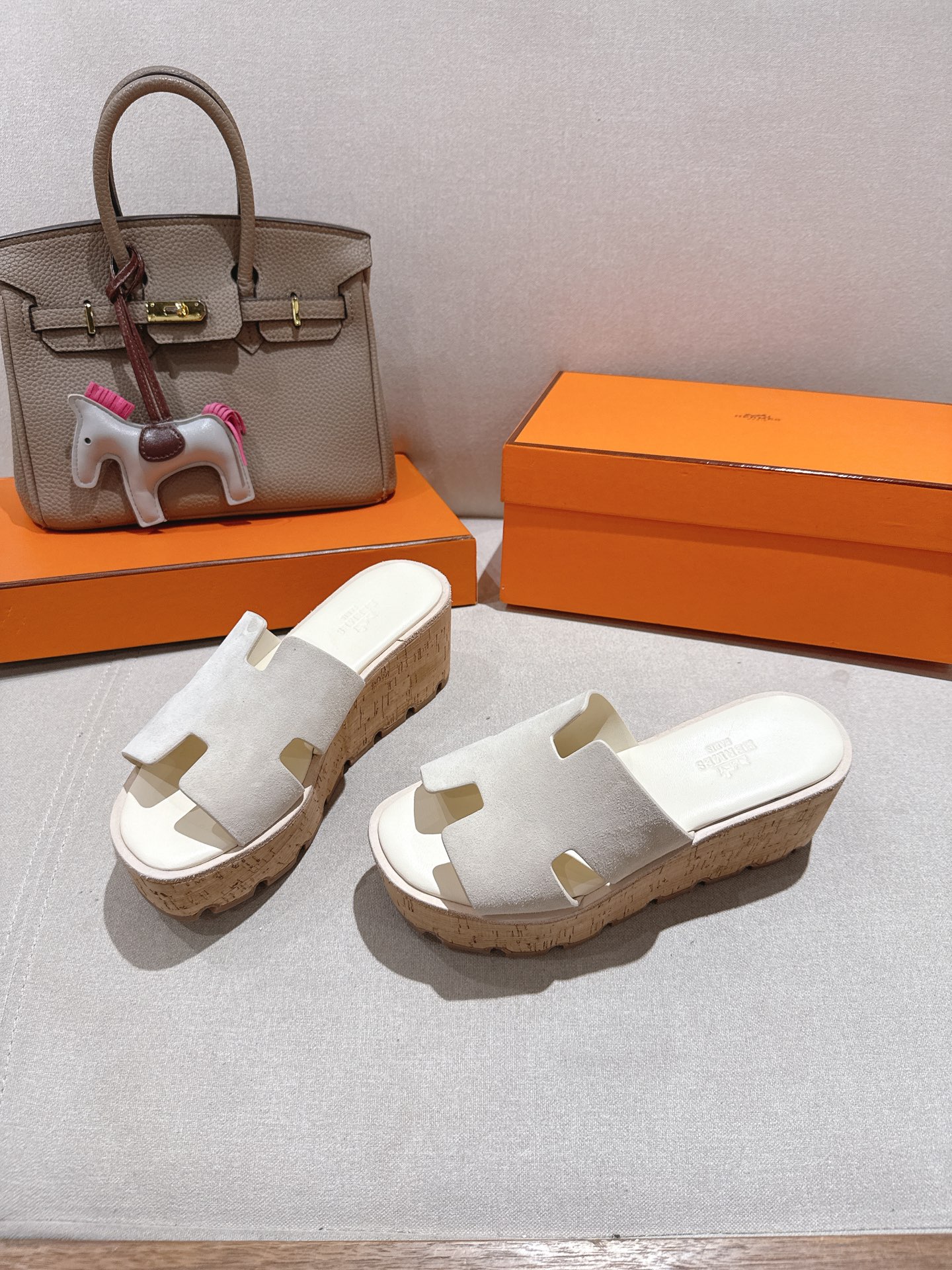 HERMES 01649