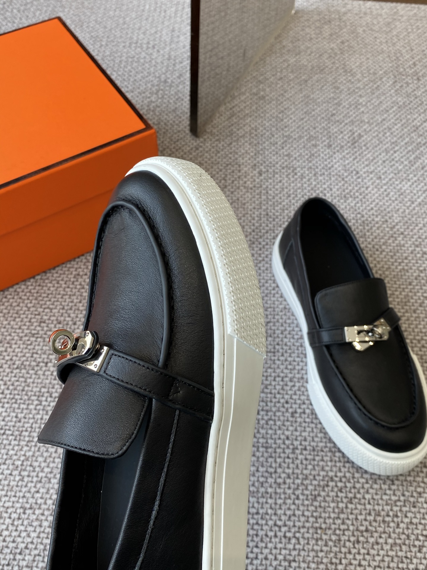HERMES 01649 HERMES 01649