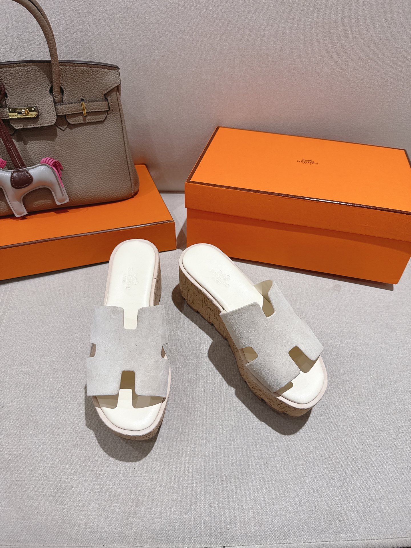 HERMES 01649