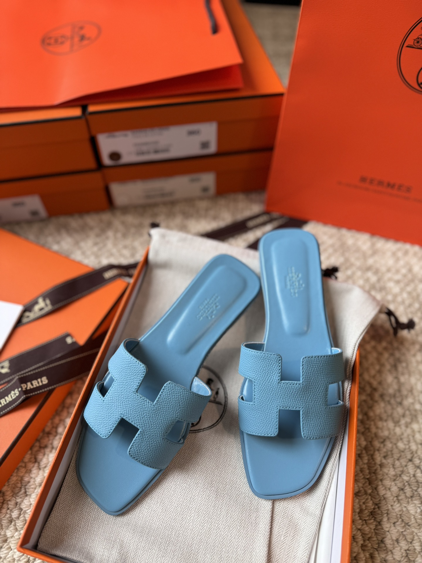 HERMES 01669 HERMES 01669