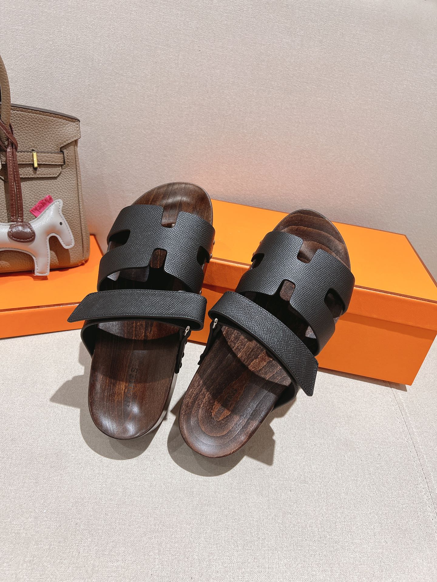 HERMES 01669 HERMES 01669