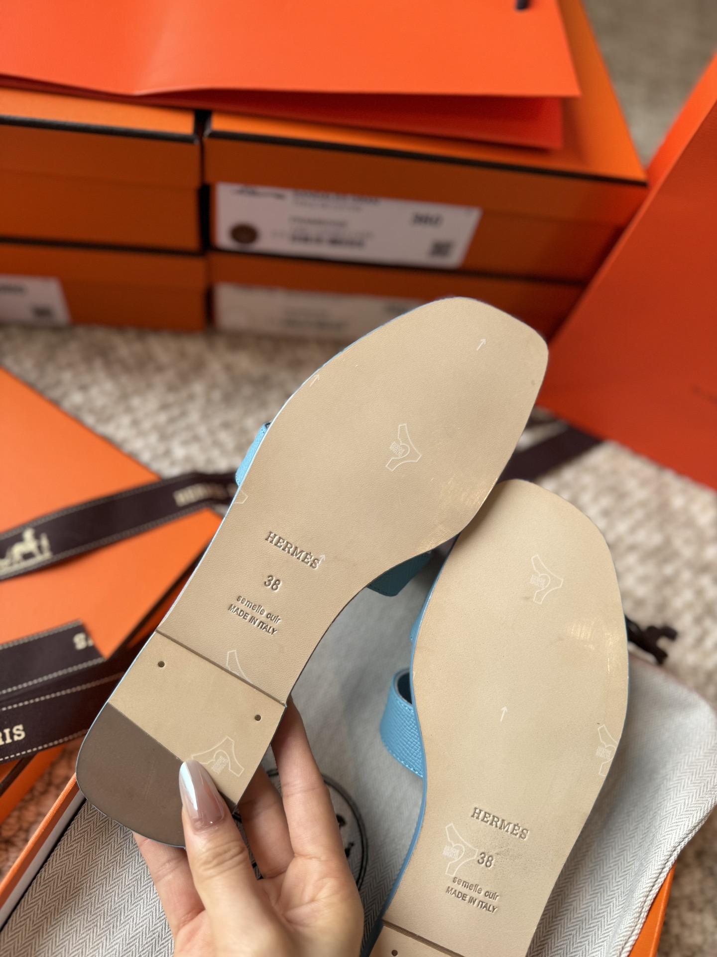HERMES 01669 HERMES 01669