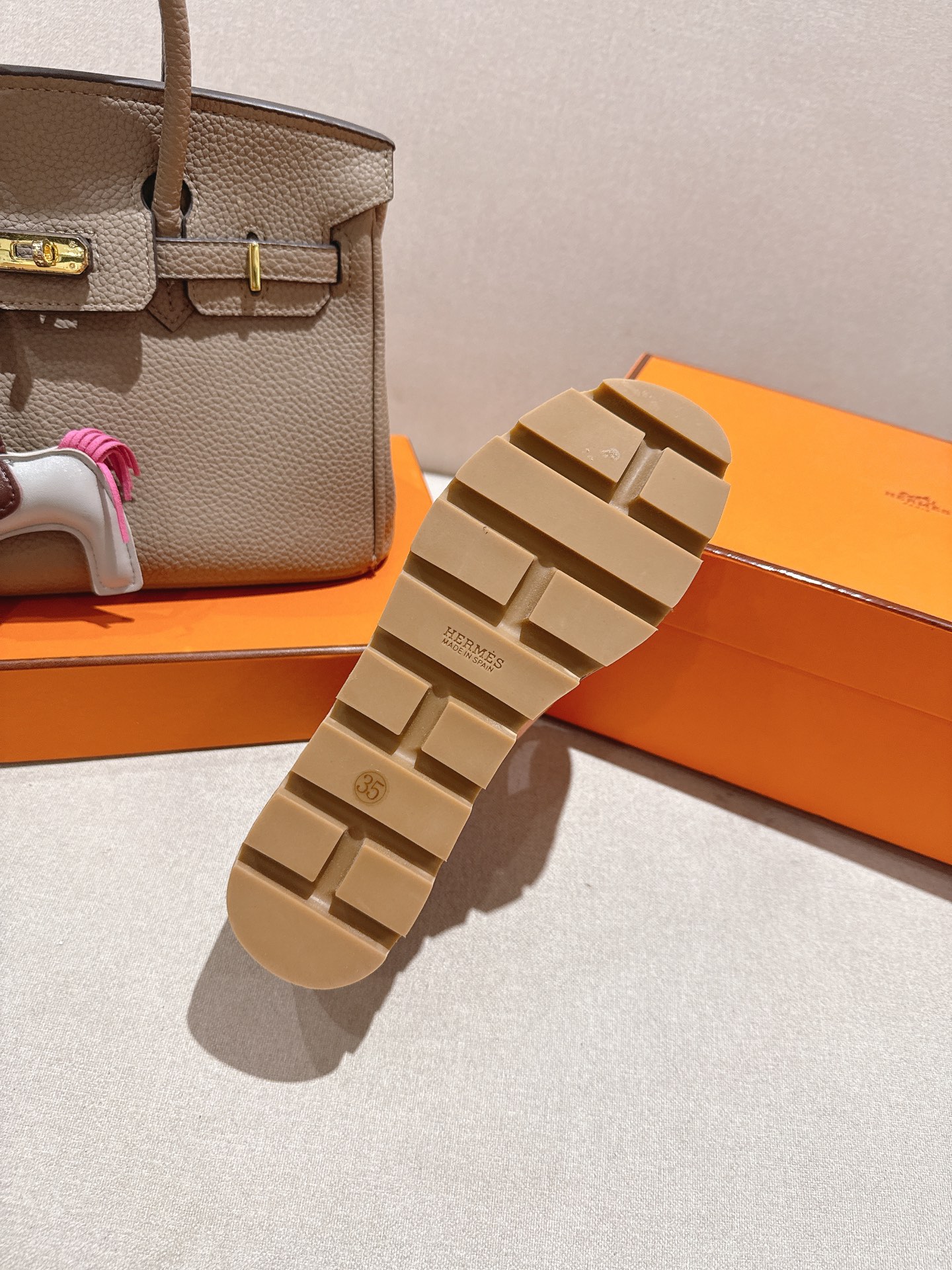 HERMES 01669 HERMES 01669