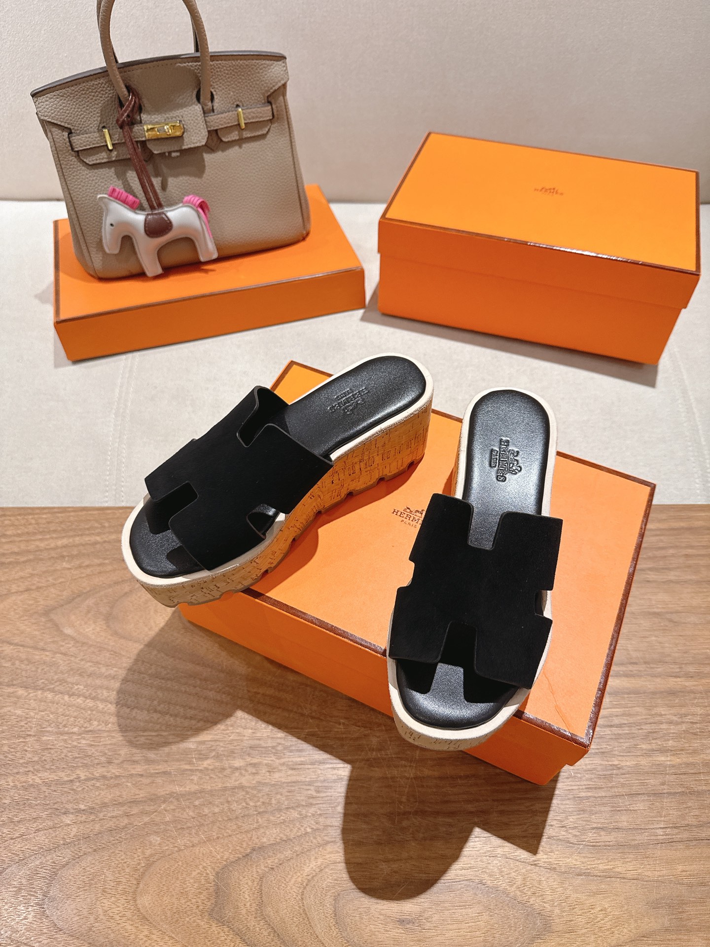 HERMES 01679